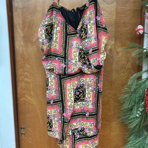 Toxik Romper floral & Chain’s print shorts romper Size: 2X
